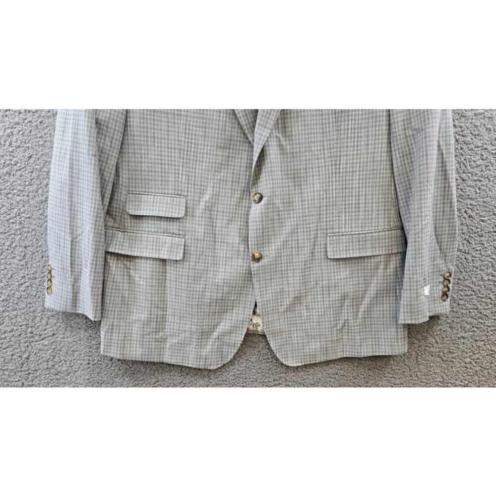 Tayion Collection Regular-Fit Suit Jacket Men's 46R Gray Flap Pocket Long Sleeve
